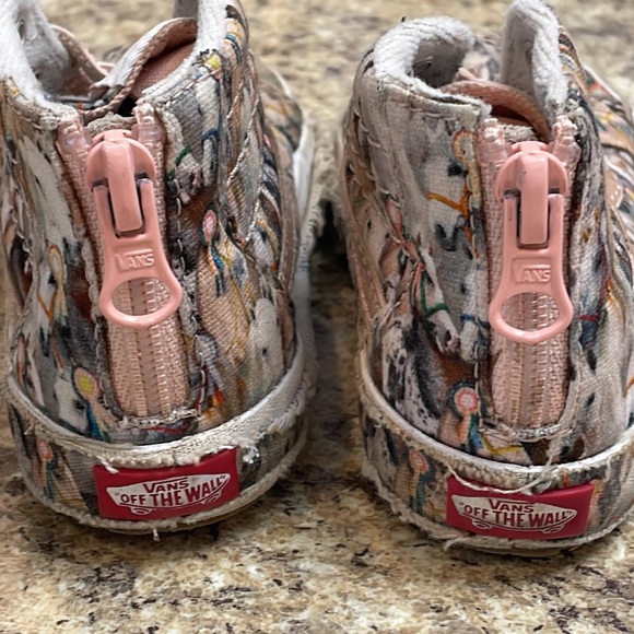 Vans Molo Zip up Hi Top Sneakers . Size 6.5. Horse Design. - Picture 5 of 11